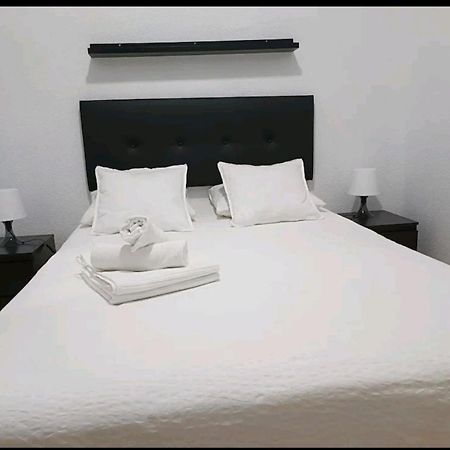 Comoda Habitacion Madri Exterior foto
